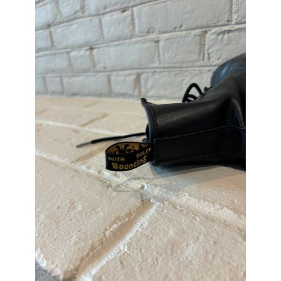 Dr. Martens Zavala Combat Boot Leather Black - Picture 5 of 8